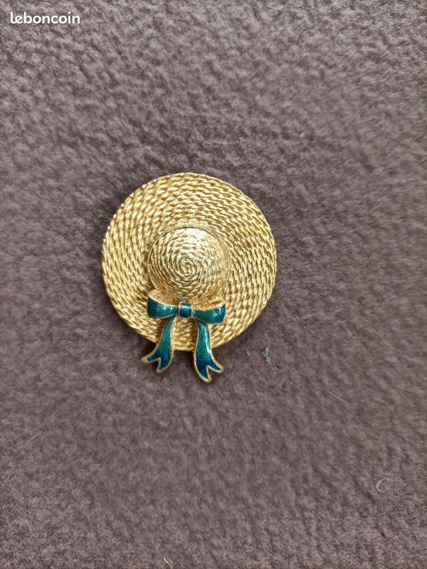 Rare broche vintage signée Christian Lacroix - France