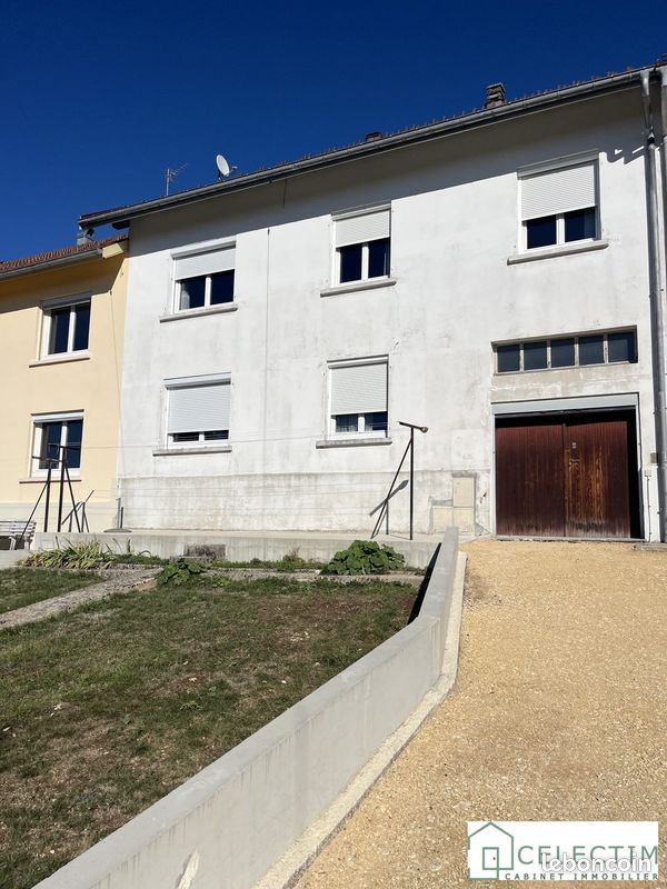 Maison 6 pièces 129 m² · à Pontarlier · 129 m² · 275 000 €