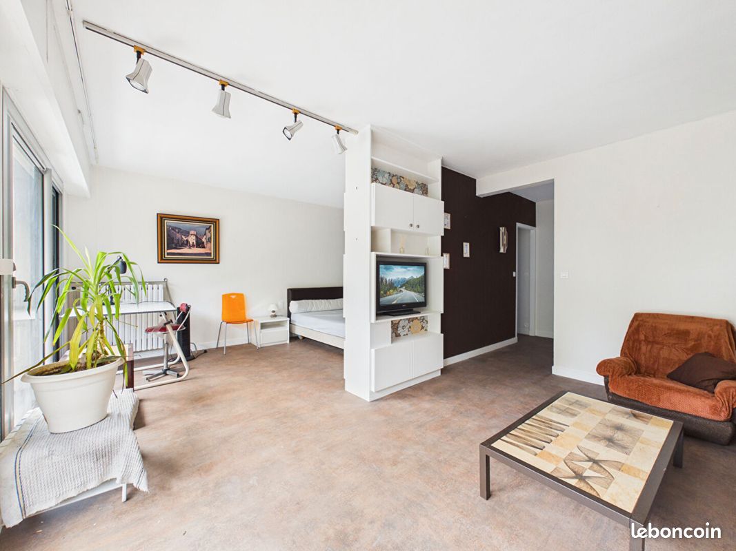 Appartement 2 pièces 52 m² · à Clermont-Ferrand · 52 m² · 650 €