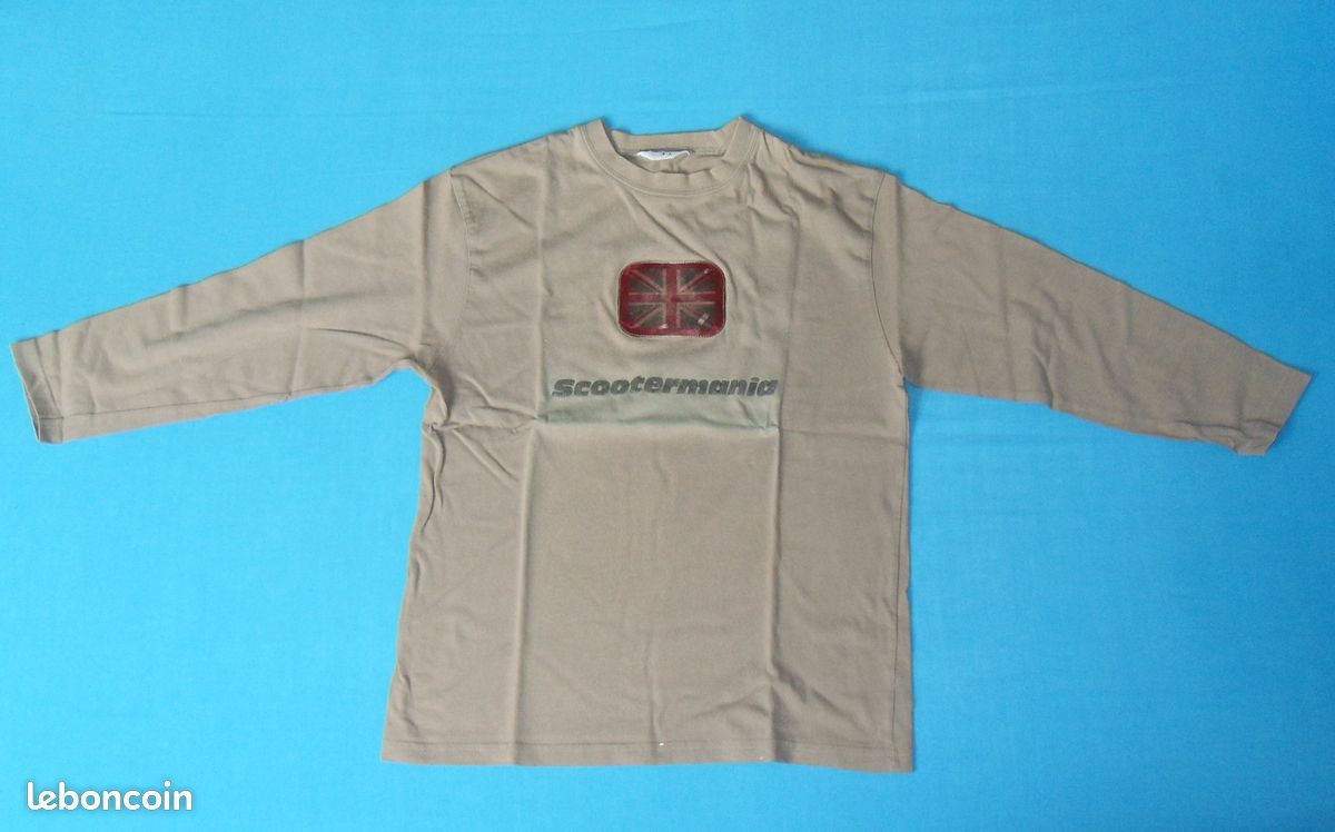 T-SHIRT VESPA-Piaggio Small en très bonne état Sco (image 1)