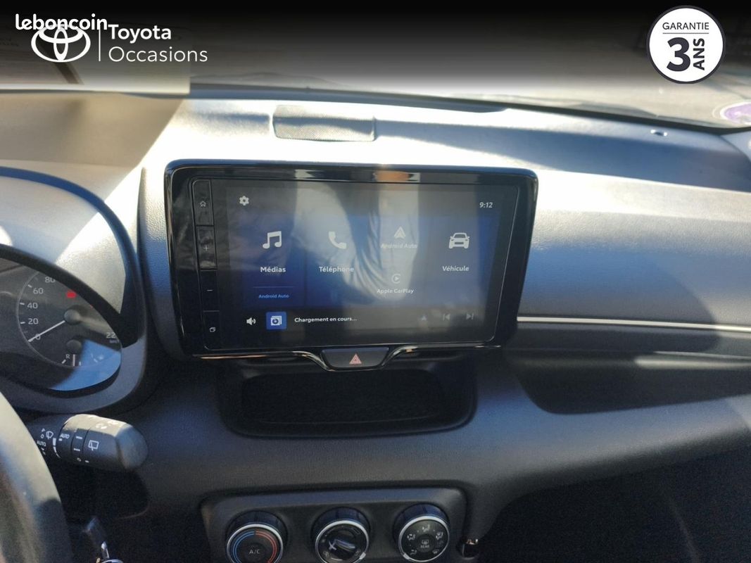 Toyota Yaris 120 VVT-i Dynamic Business PACK 5p MC24 (image 15)