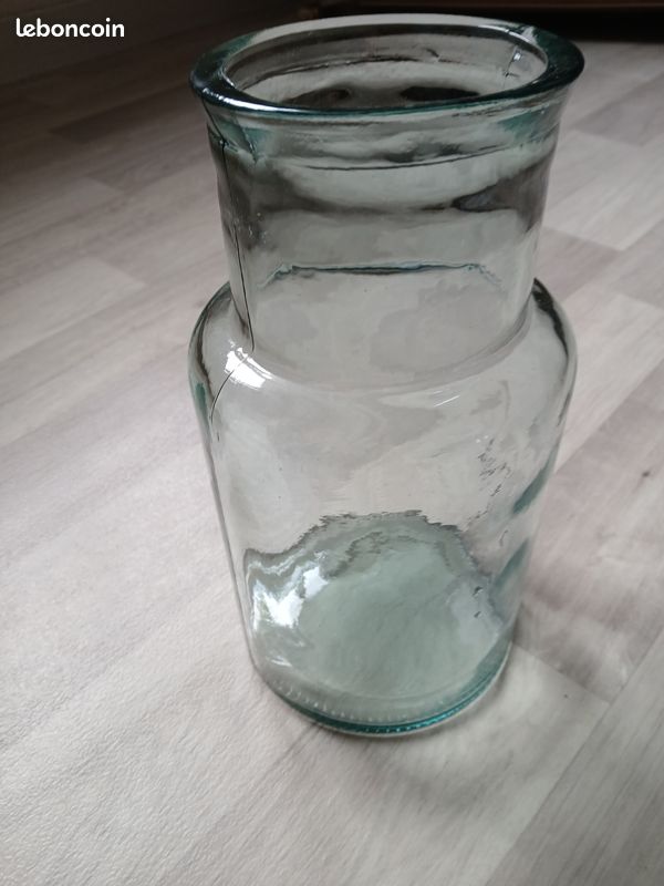 Bocal en verre (image 1)