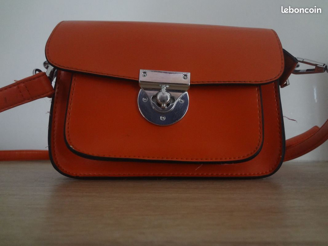 Sac à Main Charmant Of Sweden Orange - Bandoulière, Plusieurs Poches, Fermeture Zip - Neuf