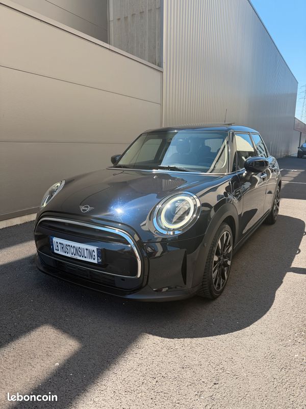 MINI F55 LCI II Hatch 5 Portes Cooper 136ch Edition Camden + Toit Ouvrant + GARANTIE 12 MOIS (image 1)