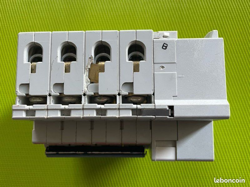 Disjoncteur + différentiel 4P - S244 c32 400v - ABB DDA64 (image 4)