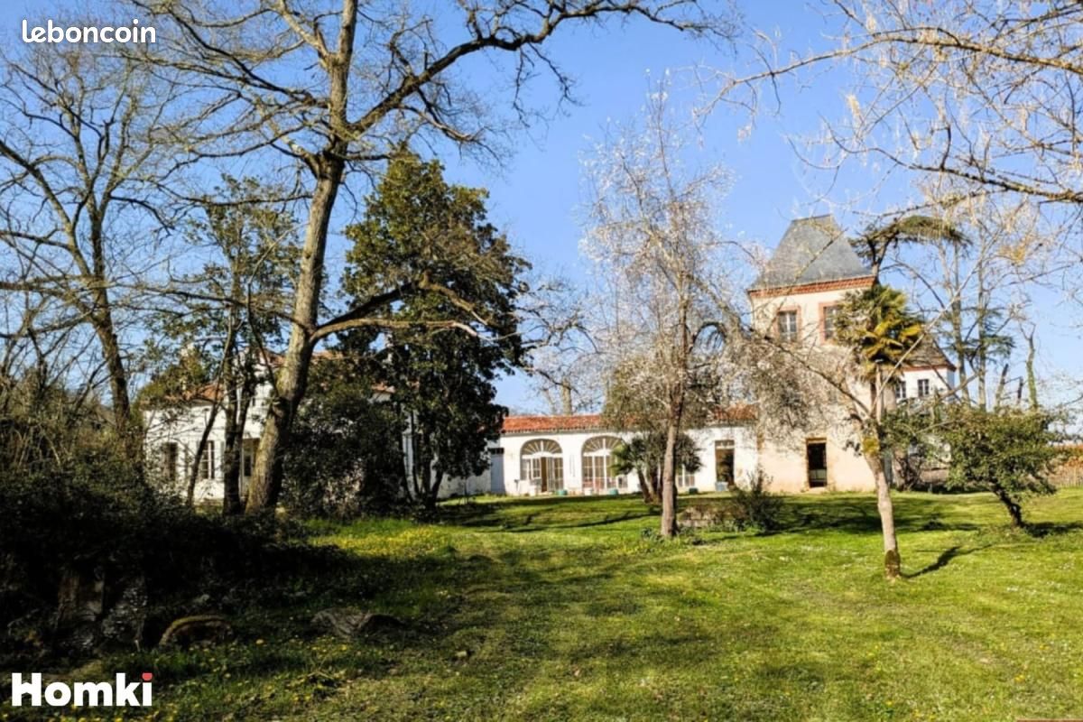 Maison 8 pièces 280 m² · à Nogaro · 280 m² · 349 900 €