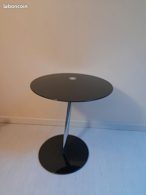 Table d appoint (image 1)