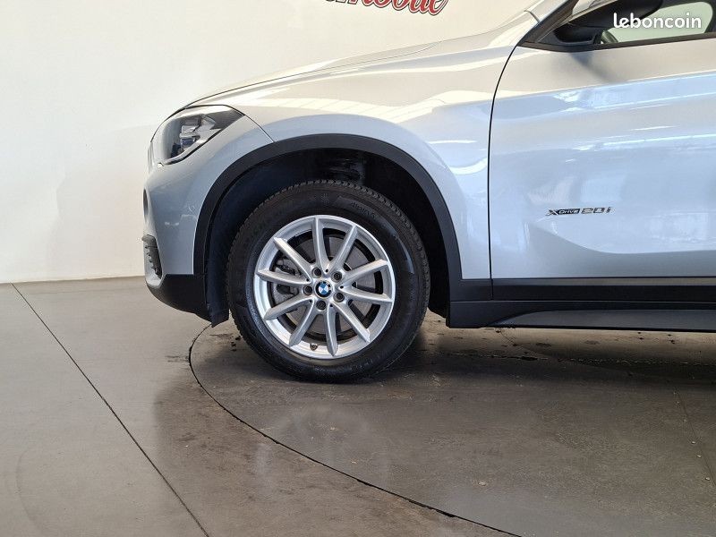 Bmw X1 (F48) Xdrive 2.0 i turbo 192 ch XLine 4x4 / GPS / Caméra / Régulateur / Radar / 1ère m (image 11)