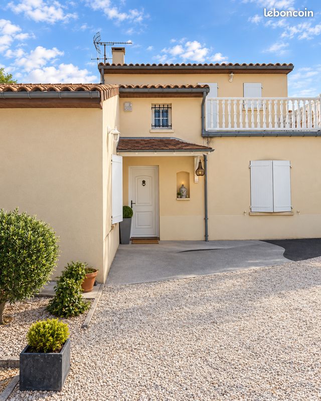 Maison 6 pièces 160 m² · à Cognac · 160 m² · 65 400 €