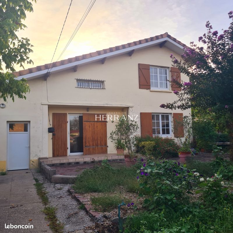 Maison 8 pièces 101 m² · à Libourne · 101 m² · 234 000 €