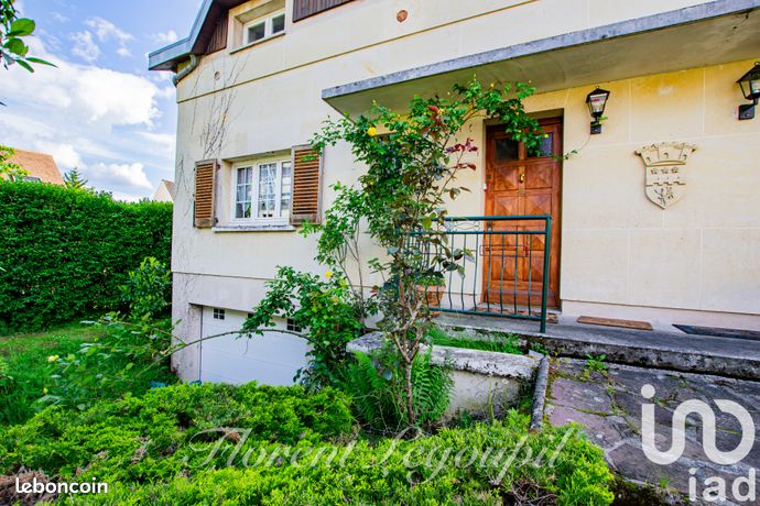 Maison 6 pièces 162 m²