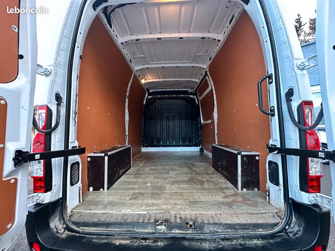 RENAULT MASTER lll 2,3 DCI 136 CV GRAND CONFORT L2H2 1°MAIN (image 4)