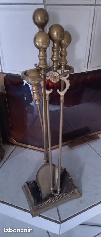 Porte Buche Moderniste, Laiton Massif Et Aluminium, 1970 | €1,200