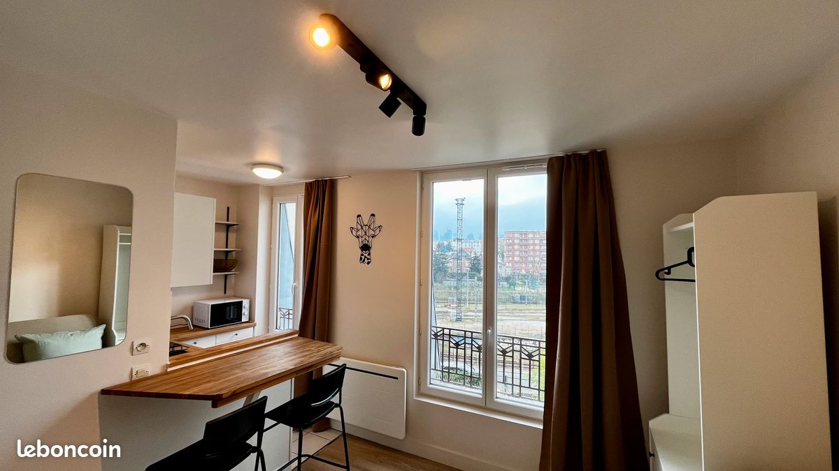 Appartement 1 pièce 15 m² · à Asnières-sur-Seine · 15 m² · 700 €