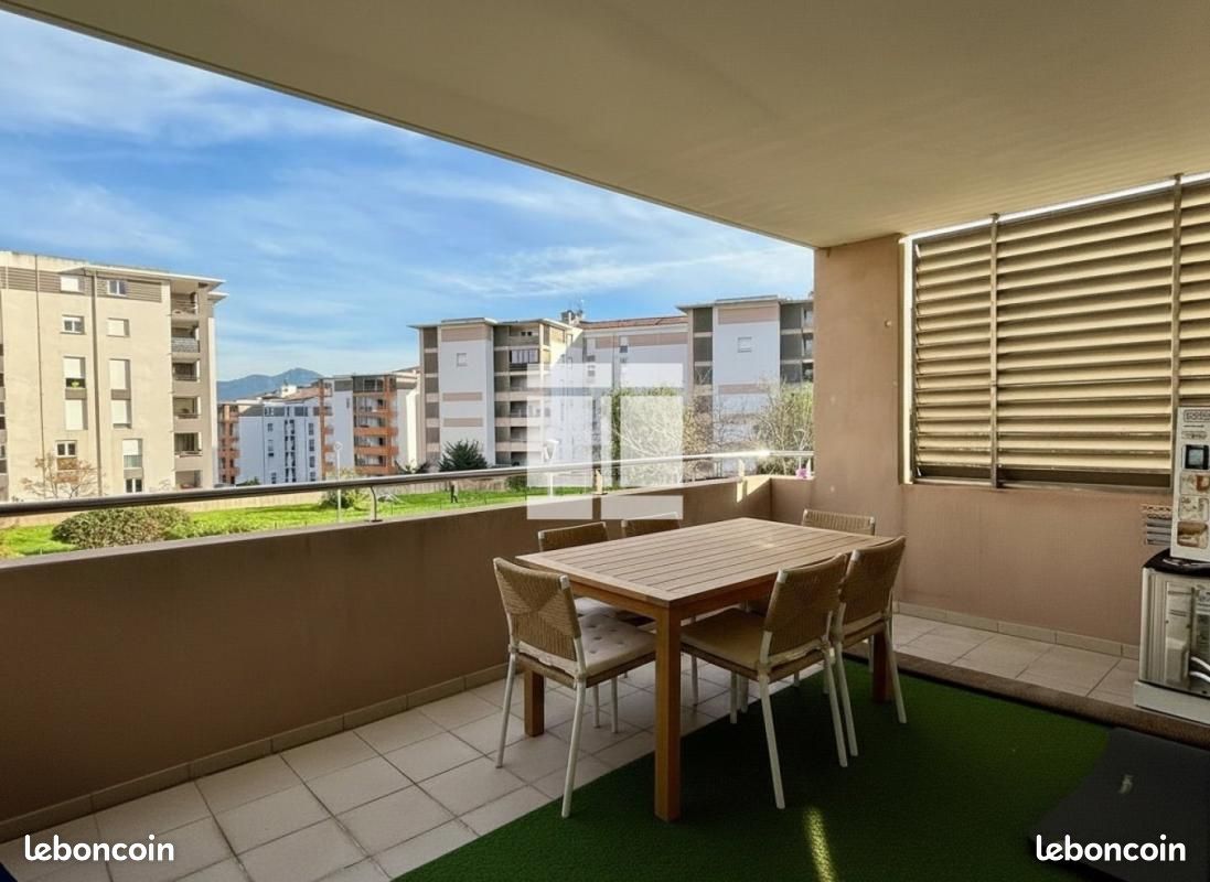 Appartement 3 pièces 69 m² · à Ajaccio · 69 m² · 900 €/mois