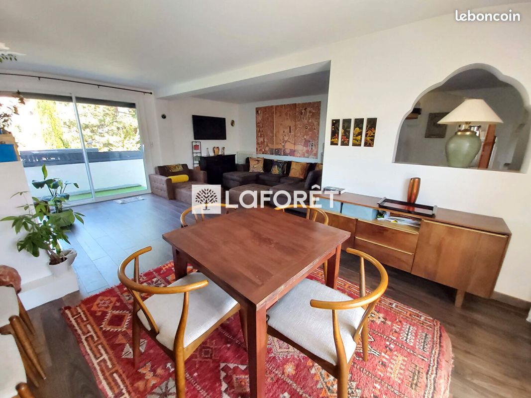 Maison 9 pièces 200 m² · à Villemomble · 200 m² · 579 000 €
