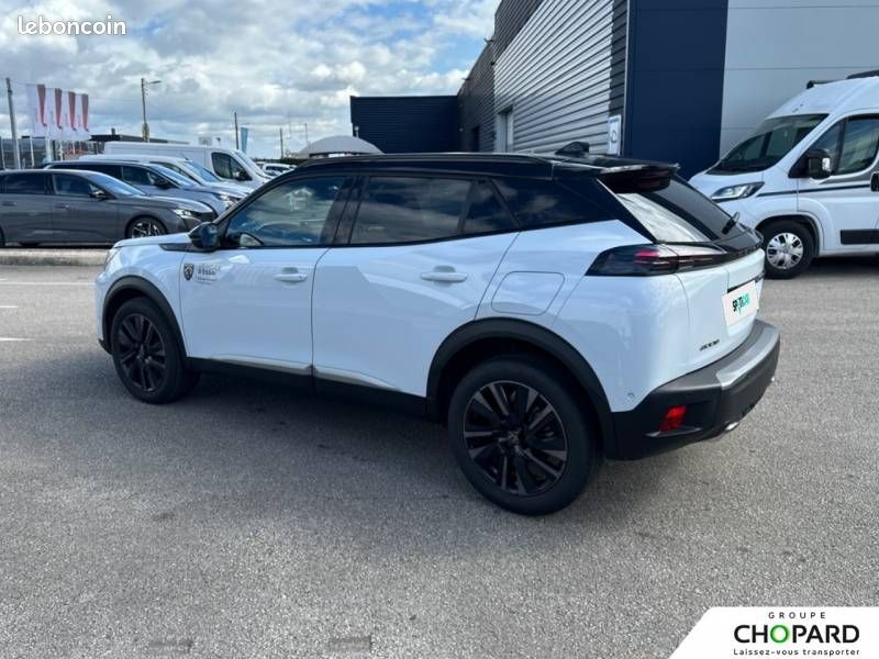 Peugeot 2008 Hybrid 145 e-DCS6 GT Exclusive (image 30)