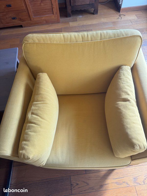 Grand fauteuil jaune modèle Tasie (image 2)