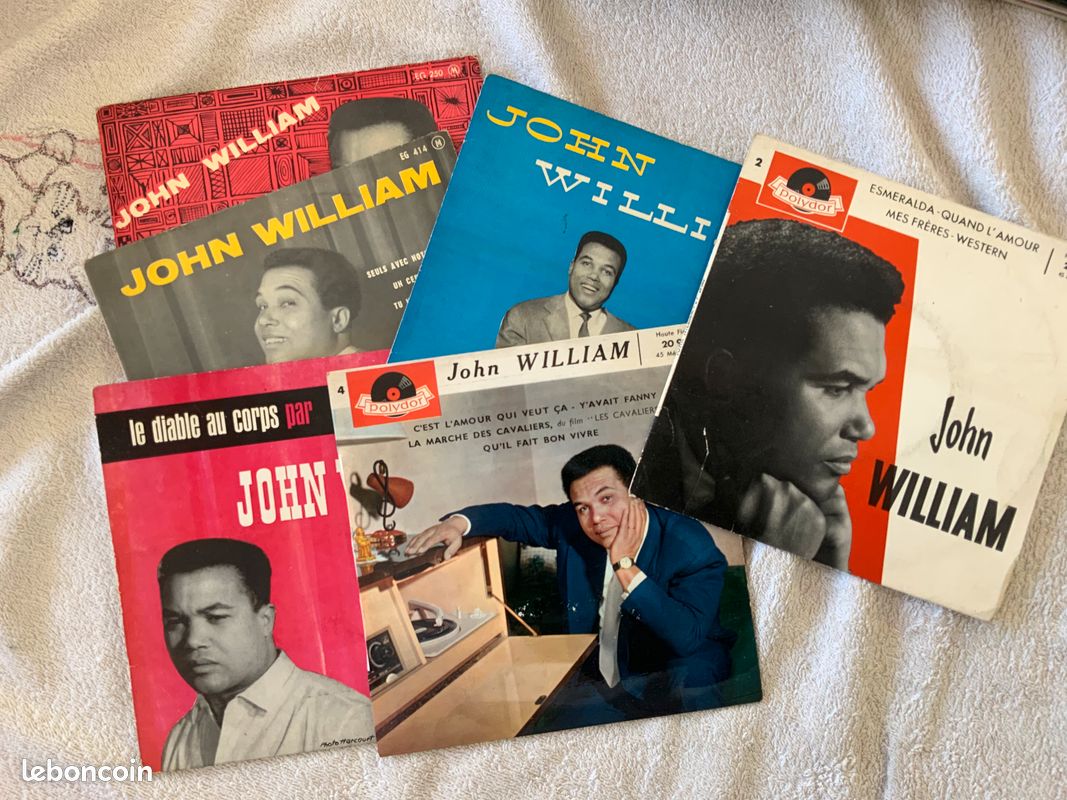 Lot de vinyles 45 tours des années 50 et 60 (image 5)