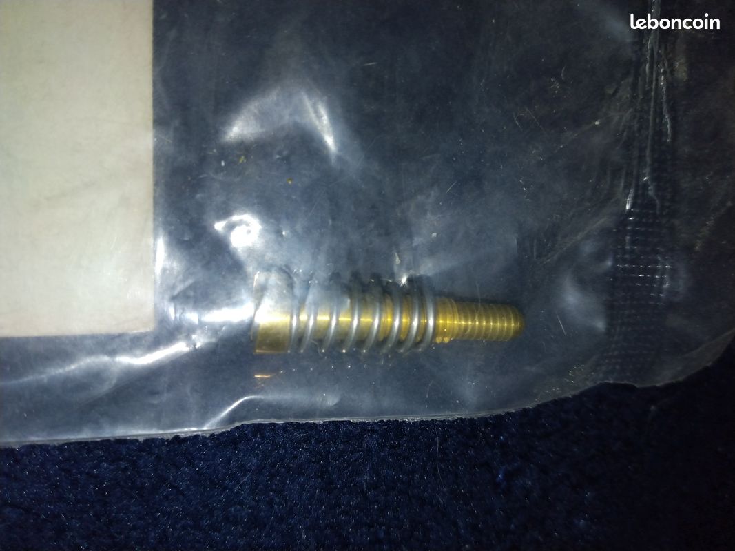 Vis de ralenti neuve honda xr xl cd xr r 125 185 200 (image 1)