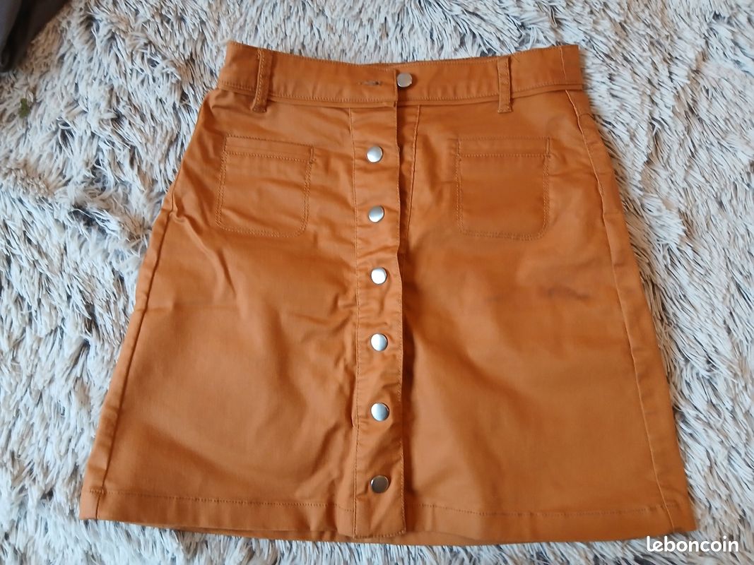 orangeJupes courtes • Shop Jupes courtes en orange en ligne sur