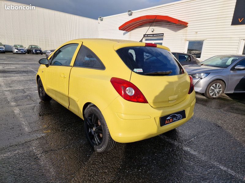 Opel CORSA 1.3 CDTI75 ENJOY 3P (image 4)