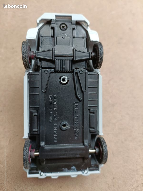 Citroen type H Eligor 18 1/43 (image 6)
