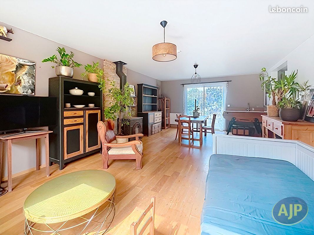 Maison 6 pièces 116 m² · à Montreuil-sur-Ille · 116 m² · 292 600 €