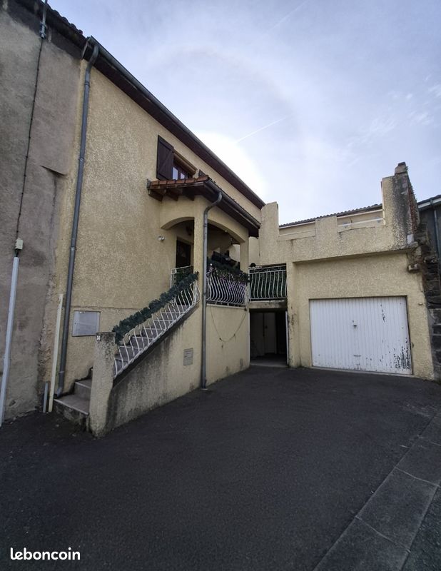 Maison 5 pièces 91 m² · à Blanzat · 91 m² · 160 000 €