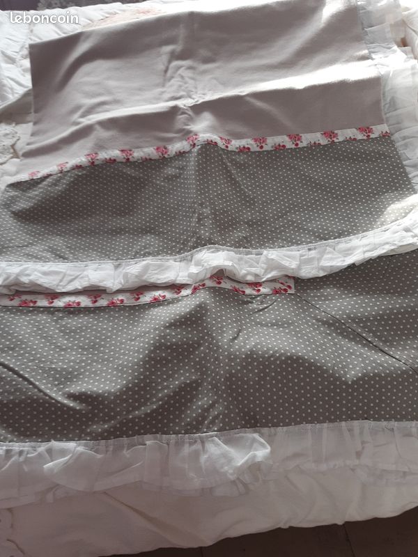 Tres belle nappe (image 1)