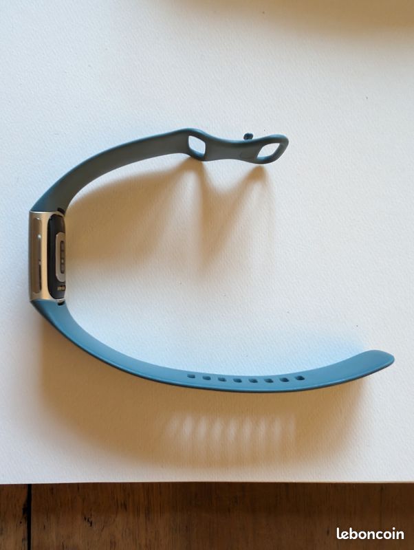 Fitbit Charge 5 et accessoires bracelets (bracelet montre connectée) (image 5)