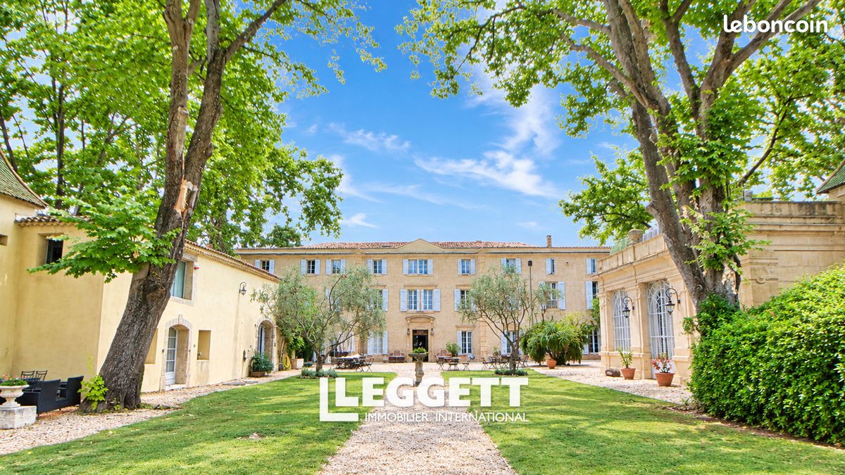Maison 38 pièces 1625 m² · à Saint-Pargoire · 1 625 m² · 5 400 000 €