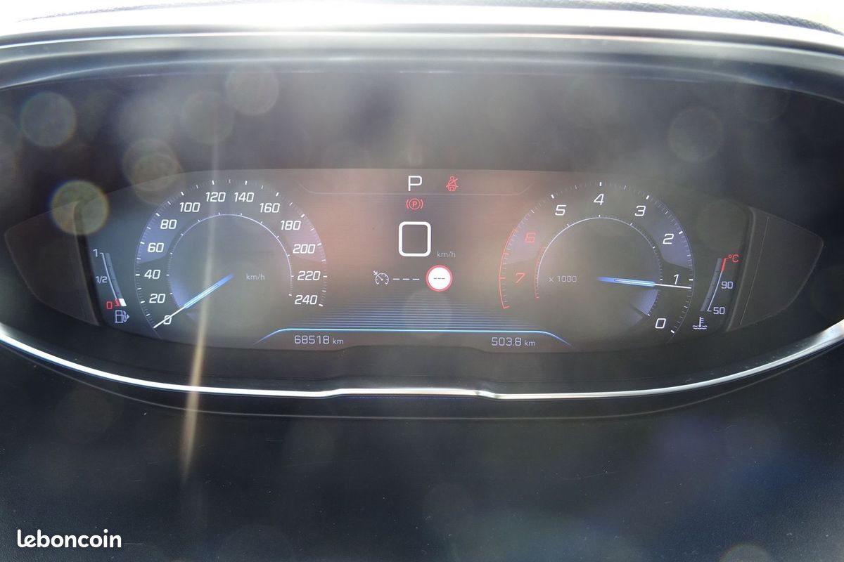 Peugeot 3008 1.2 PURETECH 130CH ALLURE S&S EAT8 109G (image 9)
