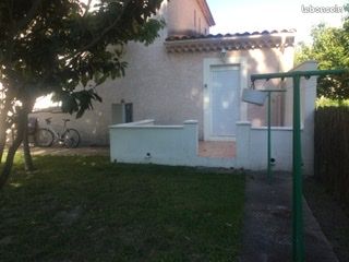 https://img.leboncoin.fr/api/v1/lbcpb1/images/96/5d/c0/965dc03255a67f14d509fc0261b20dd65c57b26f.jpg?rule=ad-image