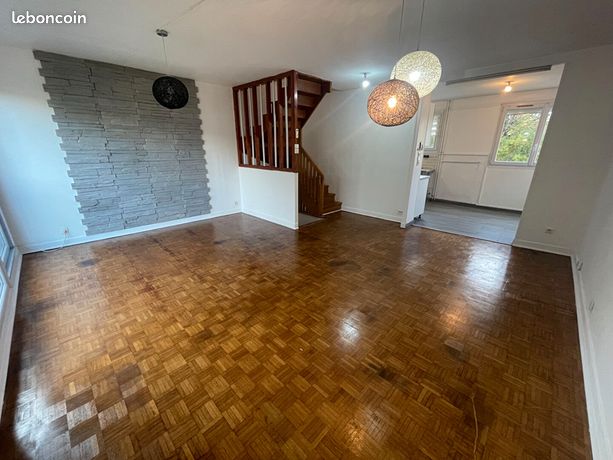 Maison a louer pontault-combault - 5 pièce(s) - 91 m2 - Surfyn