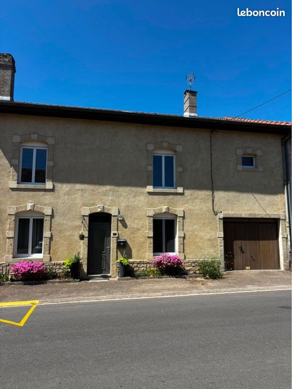 Maison 4 pièces 151 m² · à Mandres-aux-Quatre-Tours · 151 m² · 165 990 €