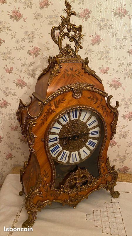 Cartel style Louis XV en bois de rose (image 2)