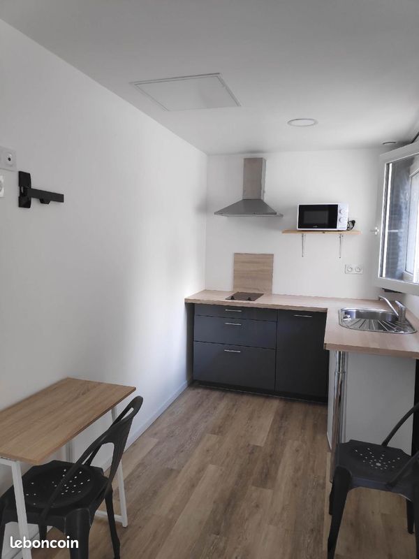 Local commercial 8 pièces 120 m² · à Poitiers · 120 m² · 365 000 €