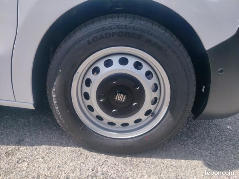 Fiat Scudo Fg M 2.2 Diesel 150ch Pack Premium Connect (image 11)