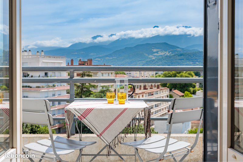 Appartement 2 pièces 35 m² · à Grenoble · 35 m² · 720 €