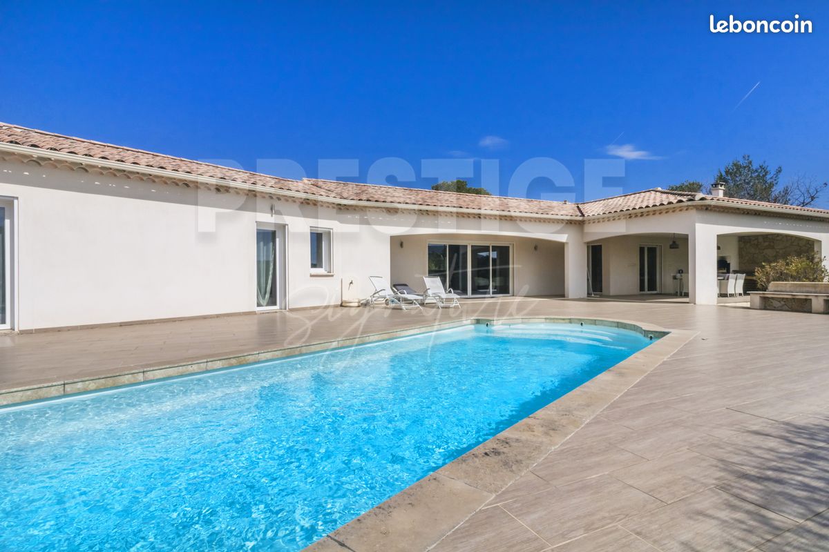 Maison 6 pièces 215 m² · à Ollières · 215 m² · 950 000 €
