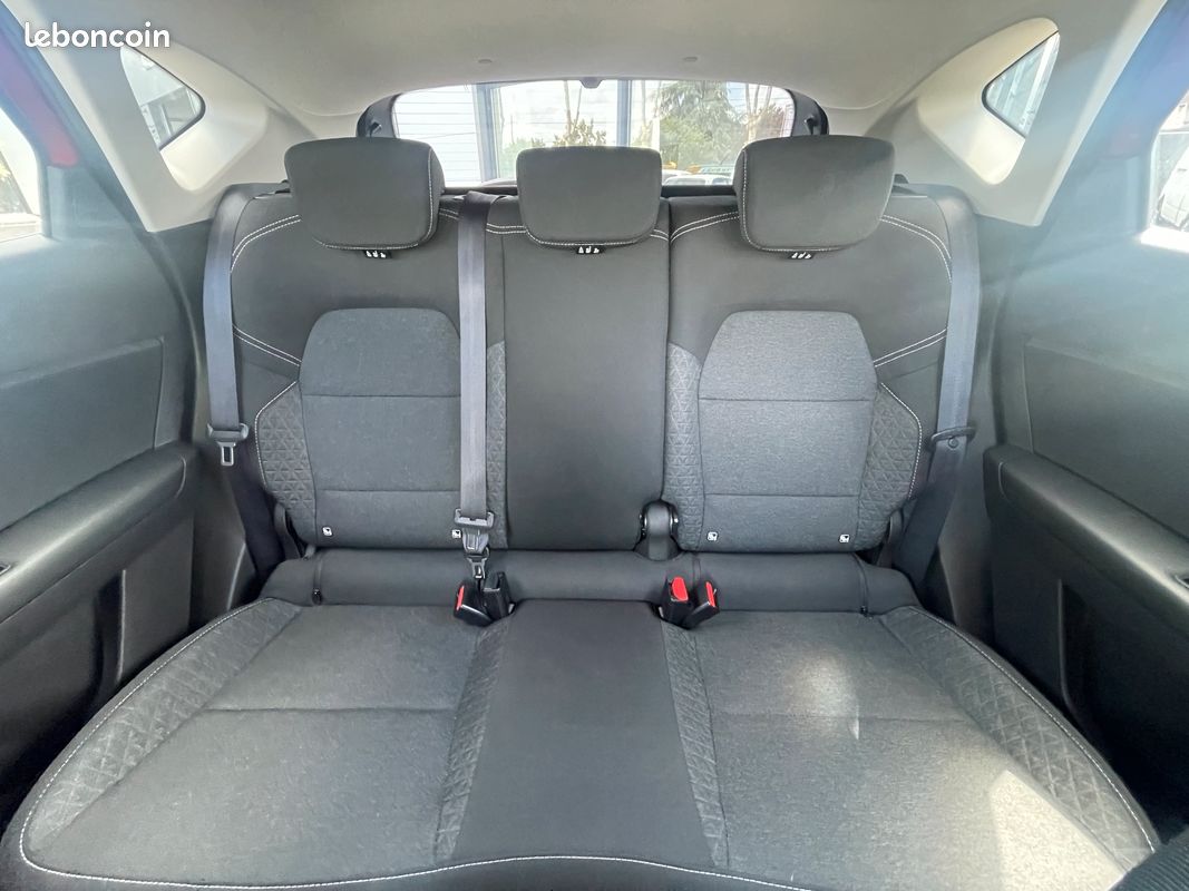 Renault Captur 1.0 TCe 90ch Evolution (image 6)