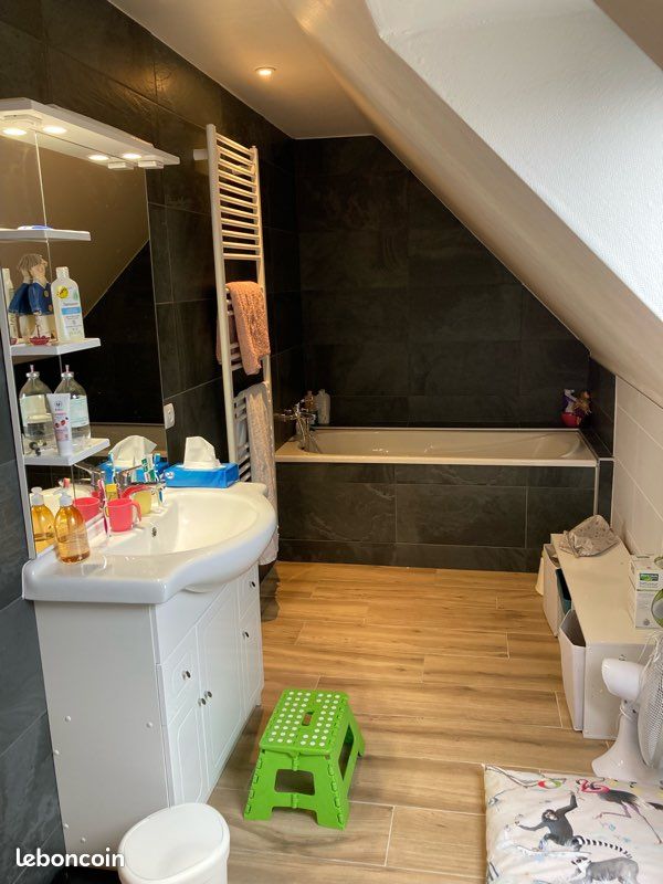 Maison 5 pièces 108 m² · à Lanmeur · 108 m² · 850 €/mois
