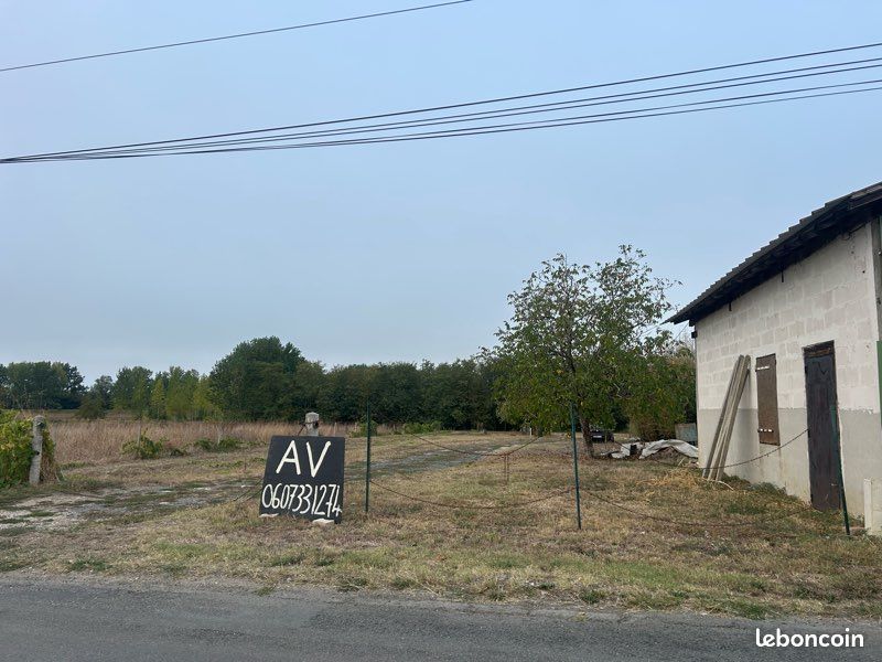 Terrain agricole · à Saint-Maixant · 60 000 €