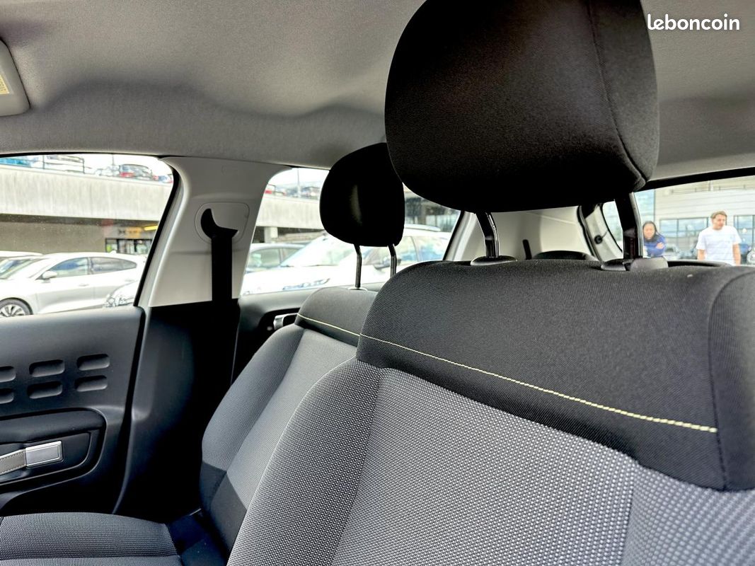Citroen c3 iii 1.2 puretech 82 s&s shine (image 11)