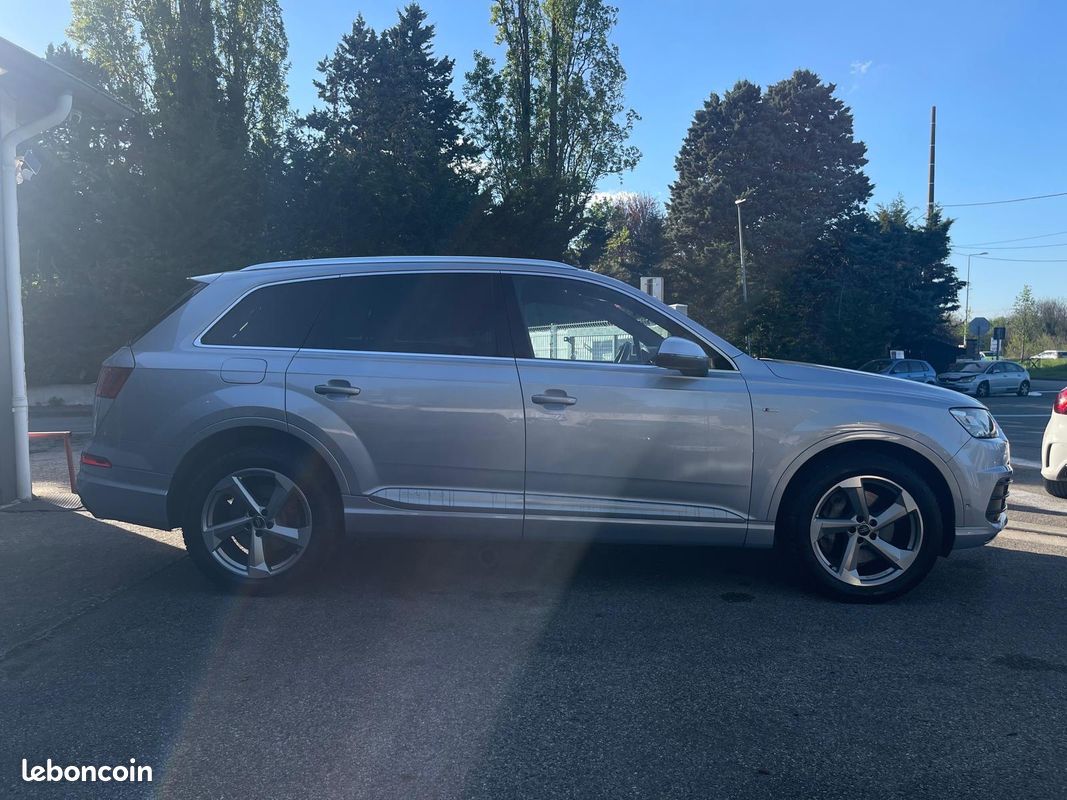 AUDI Q7 V6 TFSI 333 ch QUATTRO 7 PLACES S-LINE - VÉHICULE CONTROLÉ/GARANTI (image 8)