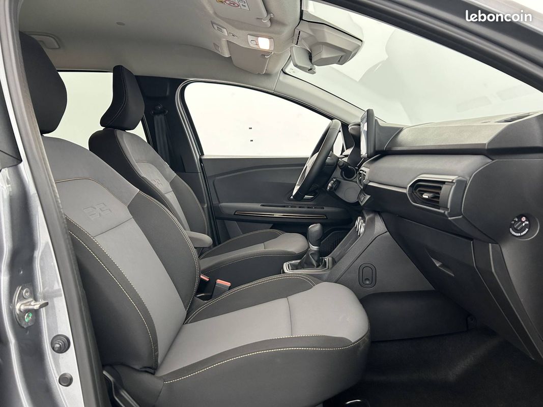 DACIA Jogger Hybrid 140 7 places GSR2 Extreme (image 14)