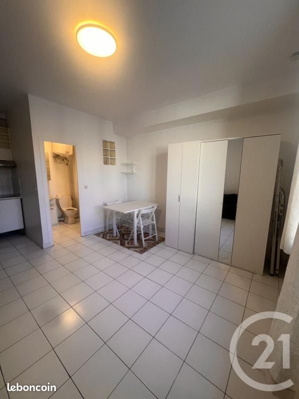 Appartement 1 pièce 22 m² · au Kremlin-Bicêtre · 22 m² · 750 €/mois