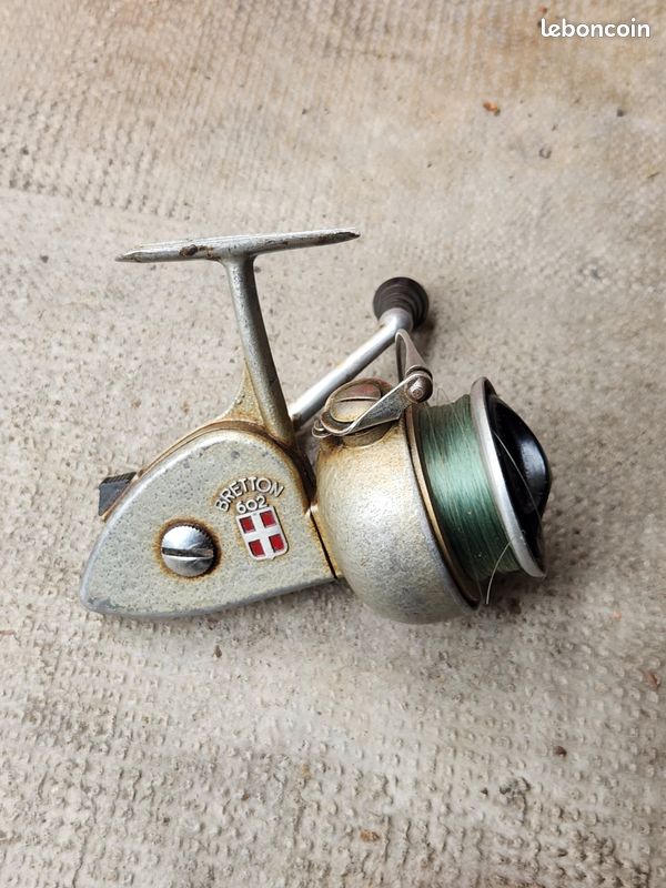 baby blue eyes fishing lures Wanted to share this dope little 40+ year old baby catfish bait my friend  has. Hope someone with geek out over it as much as I did : r/Fishing_Gear