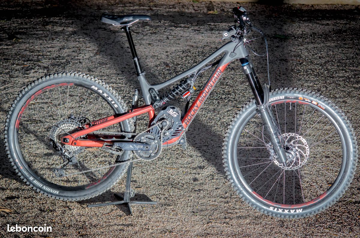 VTT Rocky Mountain + MOTEUR LIFT – 26 Pouces – Cadre 58cm – Freins Disque Hydraulique
